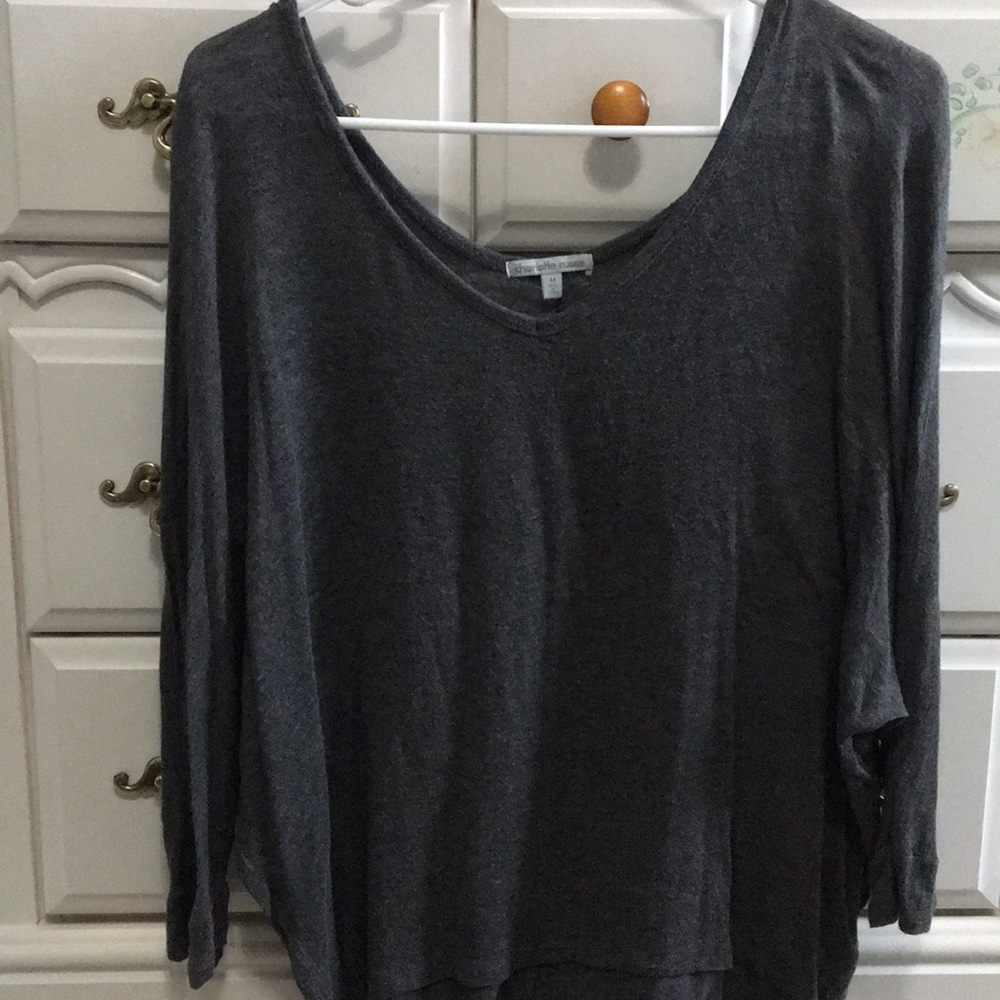 Grey 3 quarter sleeve top